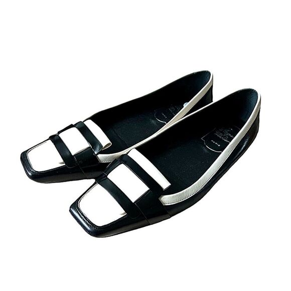 Roger Vivier  - Picture 1 of 11